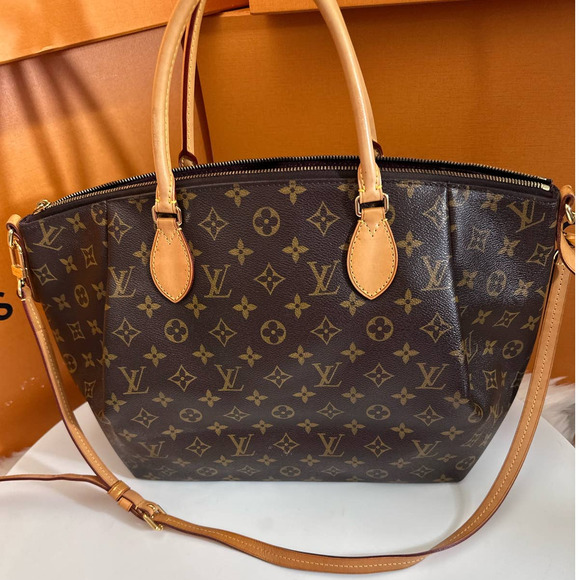 💎✨EXTRA EXTRA LARGE ✨💎 Louis Vuitton Monogram CROSSBODY - Picture 3 of 16
